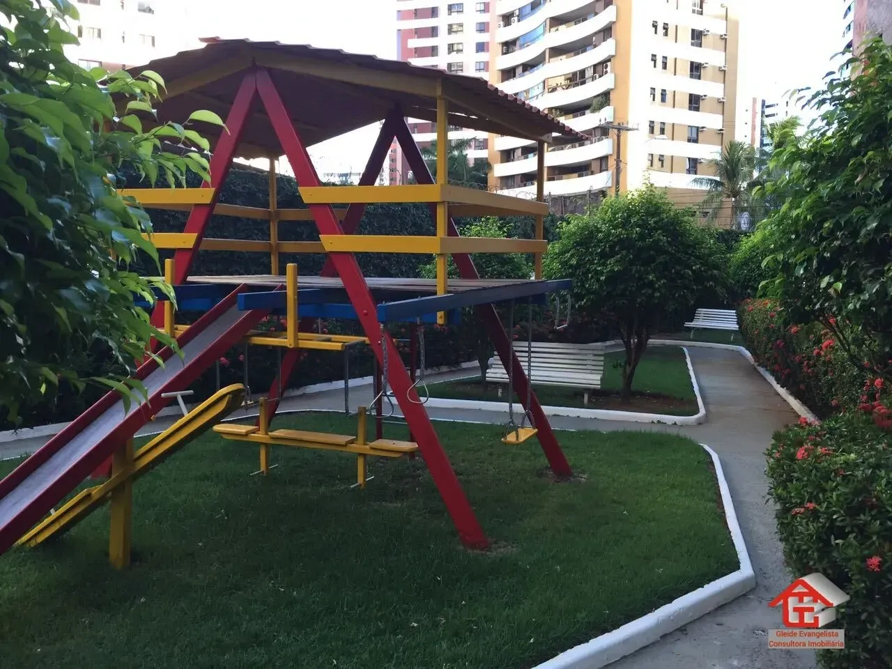 Imagem Apartamento com 4 Quartos à Venda, 220 m² em Pituba - Salvador