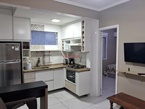 Imagem Belíssimo apartamento de 2 dormitórios em Santos no José Menino na avenida da praia à venda por R$ 480.000,00