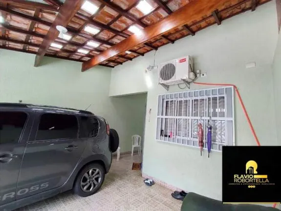 Imagem Casa com 4 Quartos à Venda, 125 m² em Maracanã - Praia Grande