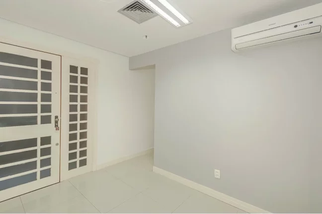 Imagem MDVQB 694 Sala 612481096-6 - Sala à venda no bairro Moinhos de Vento - Porto Alegre/RS