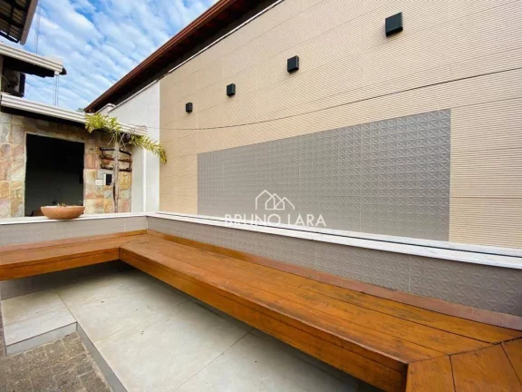 Imagem Casa à venda / Três Poderes.