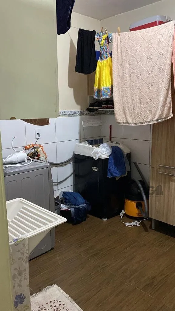 Imagem Casa 3 quartos, 4 vagas, salão de festa, sacada 198m² bairro Rubem Berta, Poa/RS
