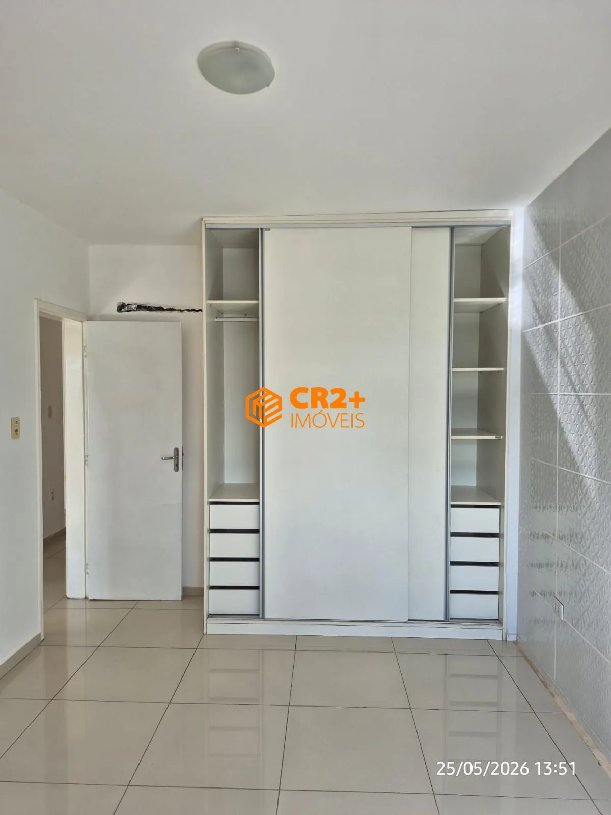 Imagem Apartamento à venda com 90 m², 2 quartos, 1 suíte no Pina