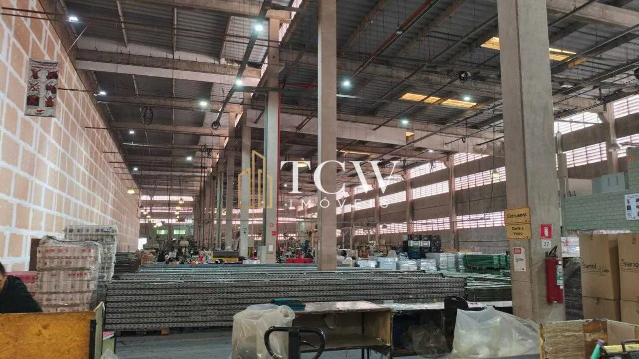 Imagem Galpão Industrial e Logístico para Locação em Guarulhos/SP | 13.000 m² | ZAE-2 | 7 Docas