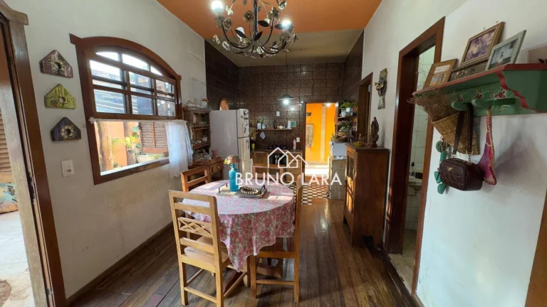 Imagem Casa a venda em Igarapé MG / Centro