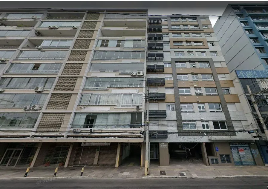 Imagem Apartamento mobiliado, 2 dormitórios, com vaga escriturada - Cidade Baixa