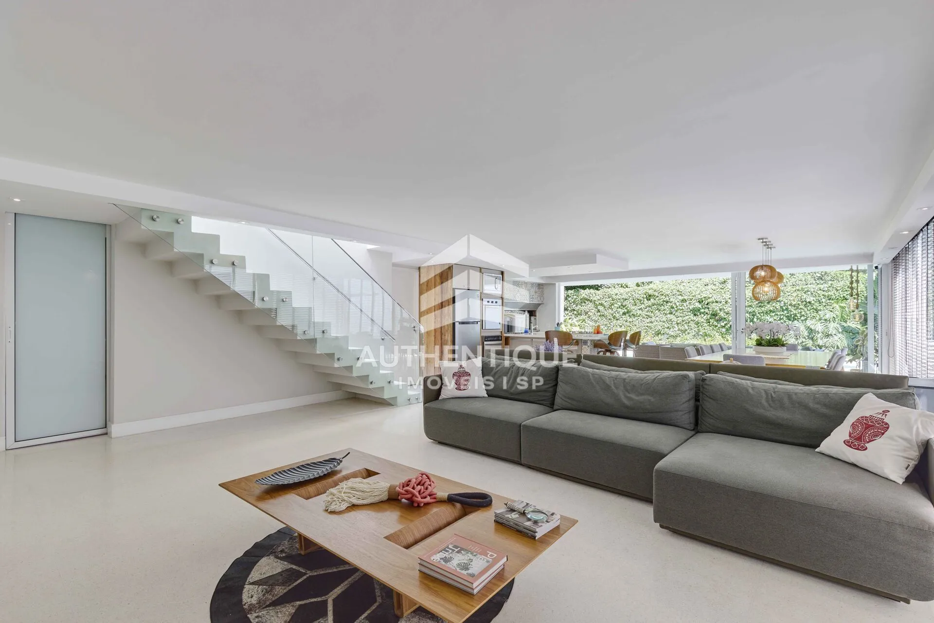 Imagem Casa Alto Padrão no bairro Jardim Marajoara à venda