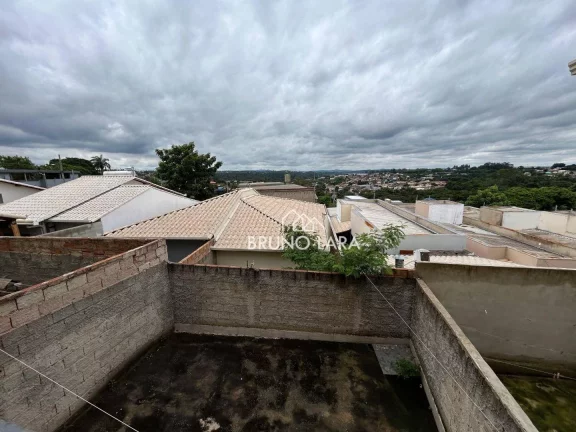 Imagem Casa à venda em Igarapé MG, Bairro Bela Vista.