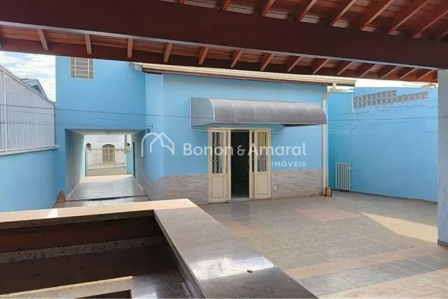 Imagem Linda casa para locação em Paulínia! Situada no charmoso bairro Jardim Fortaleza, esta residênci...