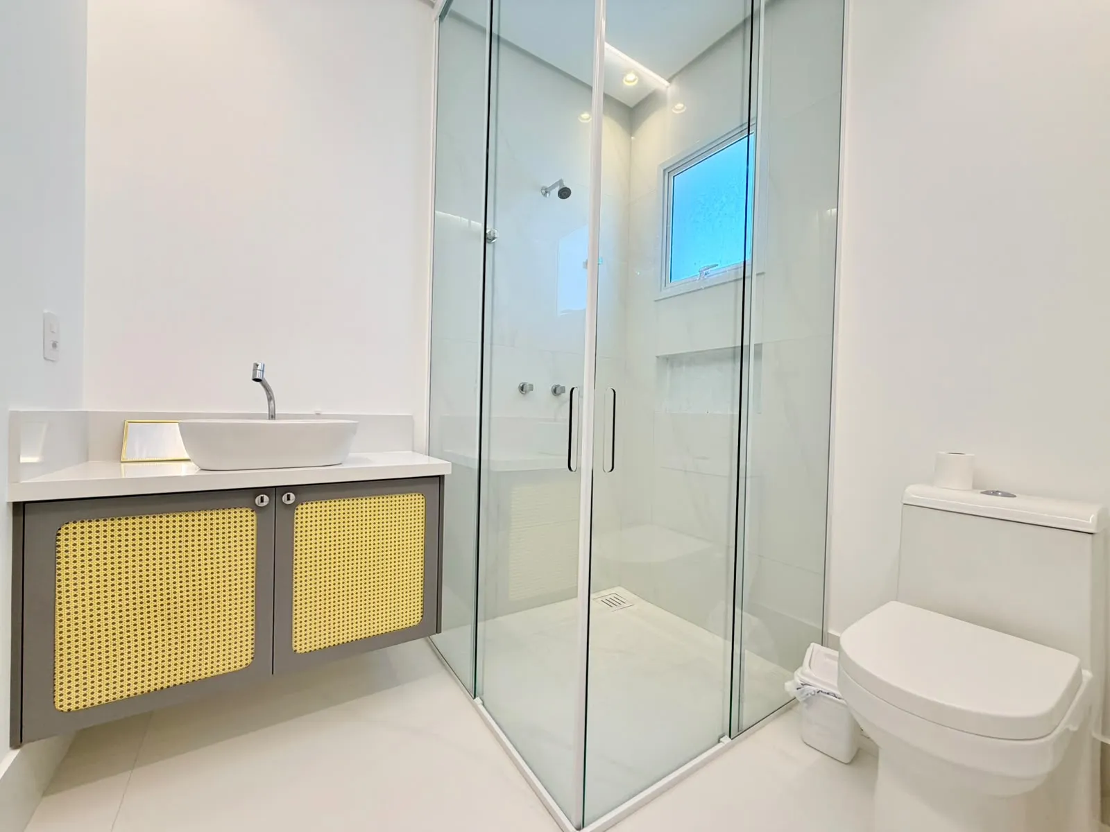 Imagem Apartamento à venda com 160m2 por R$ 3.100.000,00