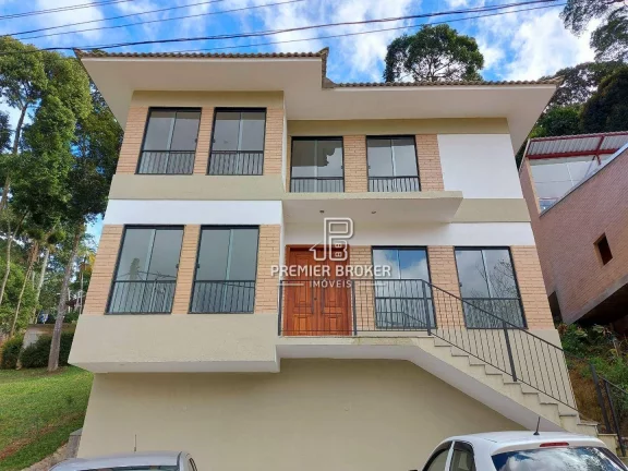Foto do imóvel Casa à venda, 127 m² por R$ 925.000,00 - Vargem Grande - Teresópolis/RJ