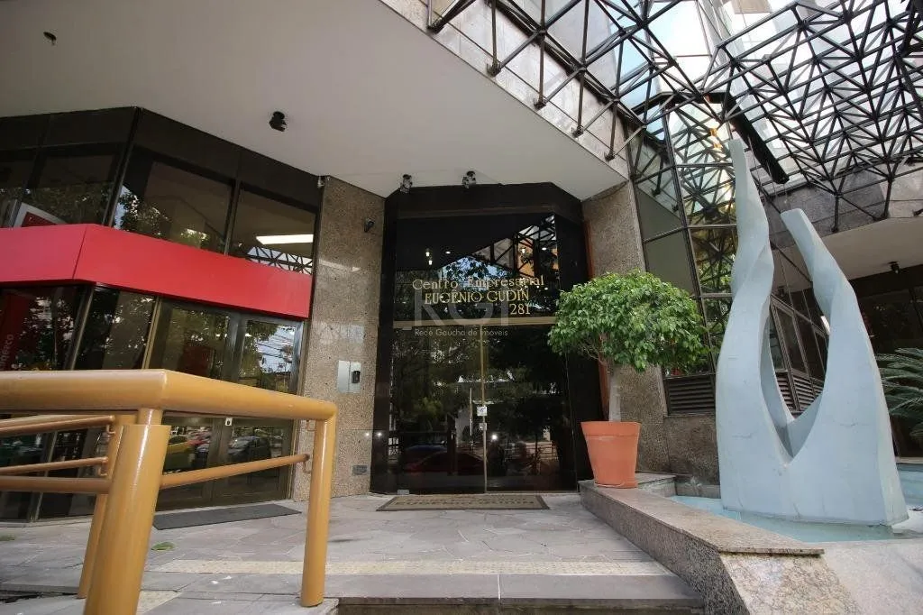Imagem Conjunto, 160 m² Para comprar Por R$ 900.000,00 Auxiliadora - Porto Alegre/RS