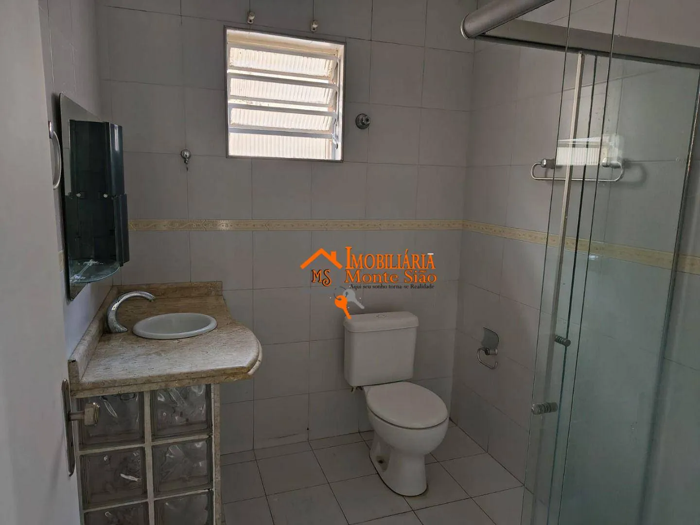 Imagem Sobrado com 3 dormitórios para alugar, 100 m² por R$ 3.850/mês - Picanço - Guarulhos/SP