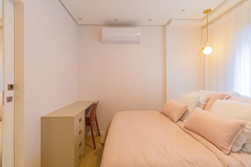 Imagem Apartamento à venda em São Paulo, Moema, com 2 quartos, 53m2