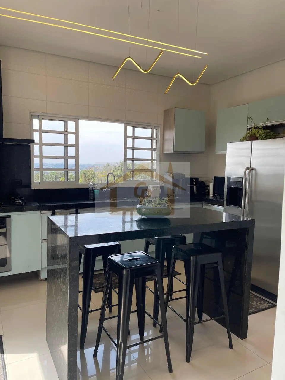 Imagem Excelente Aquisição, 3 suítes, 4 vagas, *Jacuzzi para 8 pessoas
