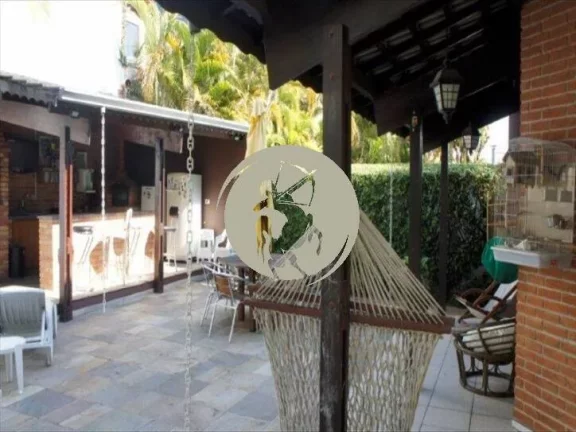 Imagem CASA ALPHAVILLE 9 SOBRADO REPLETO DE ARMARIOS EM ALAMEDA TRANQUILA, CASA COM PISCINA,CHURRASQUEIRA,F...