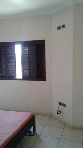 Imagem Casa à venda 5 Quartos, 2 Suites, 4 Vagas, 180M², Jardim Maria Augusta, Taubaté - SP