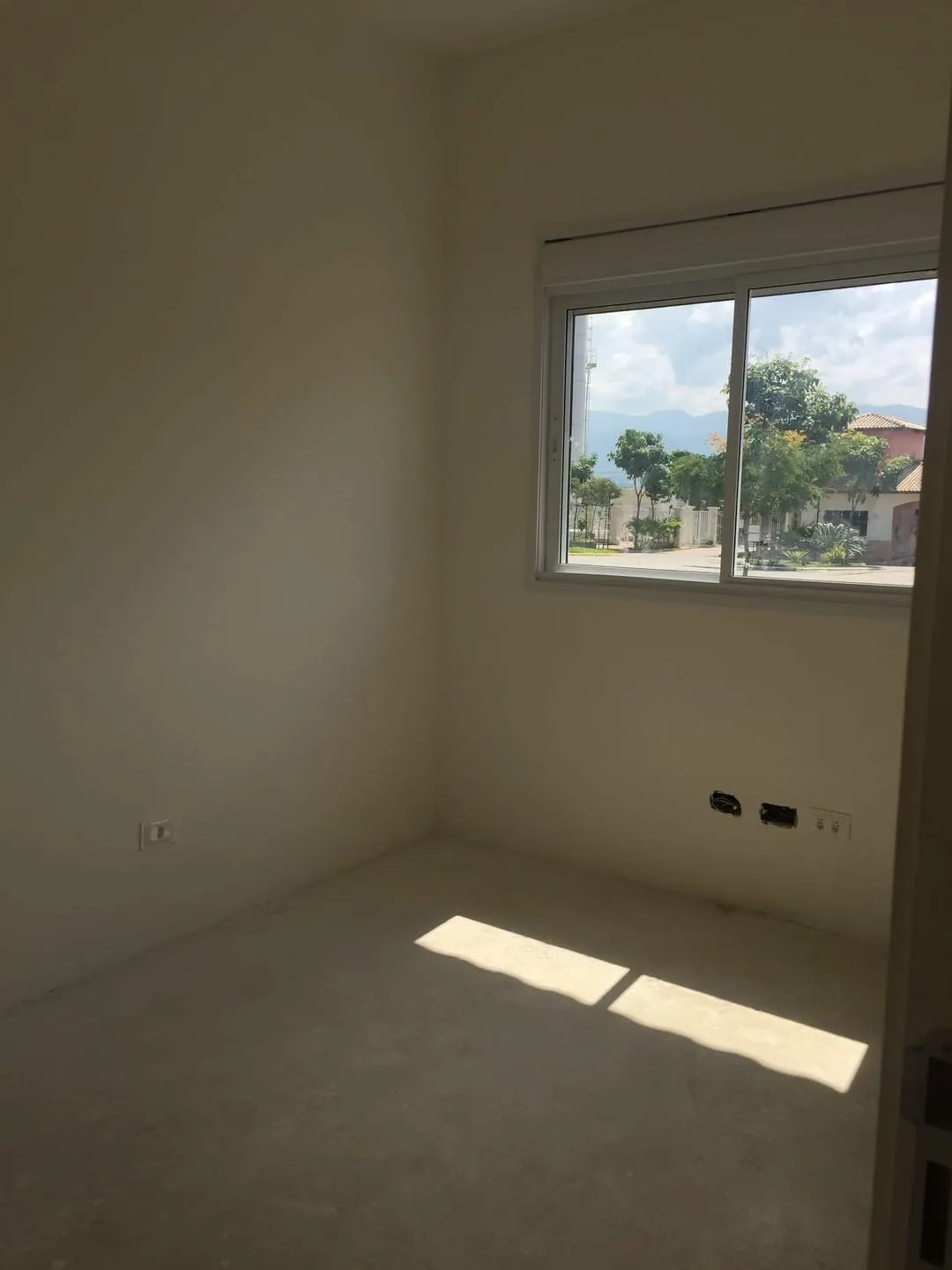 Imagem Casa à venda 3 Quartos, 1 Suite, 4 Vagas, 250M², Água Preta, Pindamonhangaba - SP