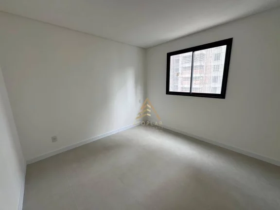 Imagem Apartamento com 3 dormitórios à venda, 115 m² por R$ 2.600.000,00 - Centro - Balneário Camboriú/SC
