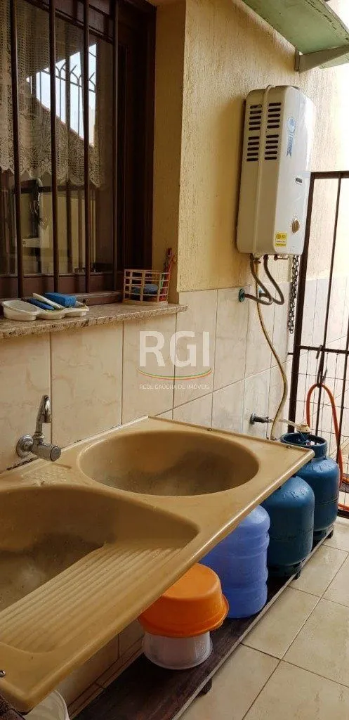 Imagem Casa para Venda - 300m², 4 dormitórios, sendo 2 suites, 4 vagas - Medianeira