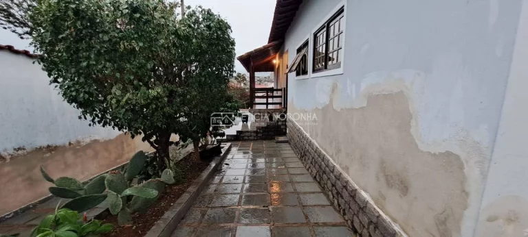 Imagem Casa á venda.