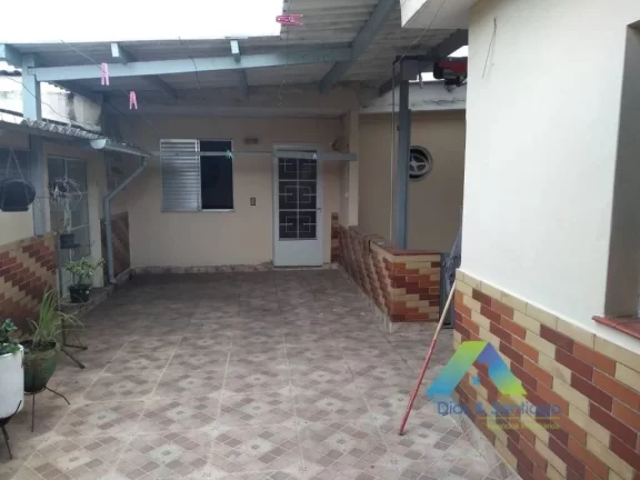 Imagem Casa com 4 Quartos à Venda, 350 m²