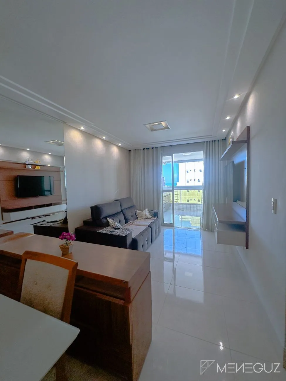 Imagem Facilidade e Conforto na Praia do Morro: Apartamento com Parcelamento Exclusivo