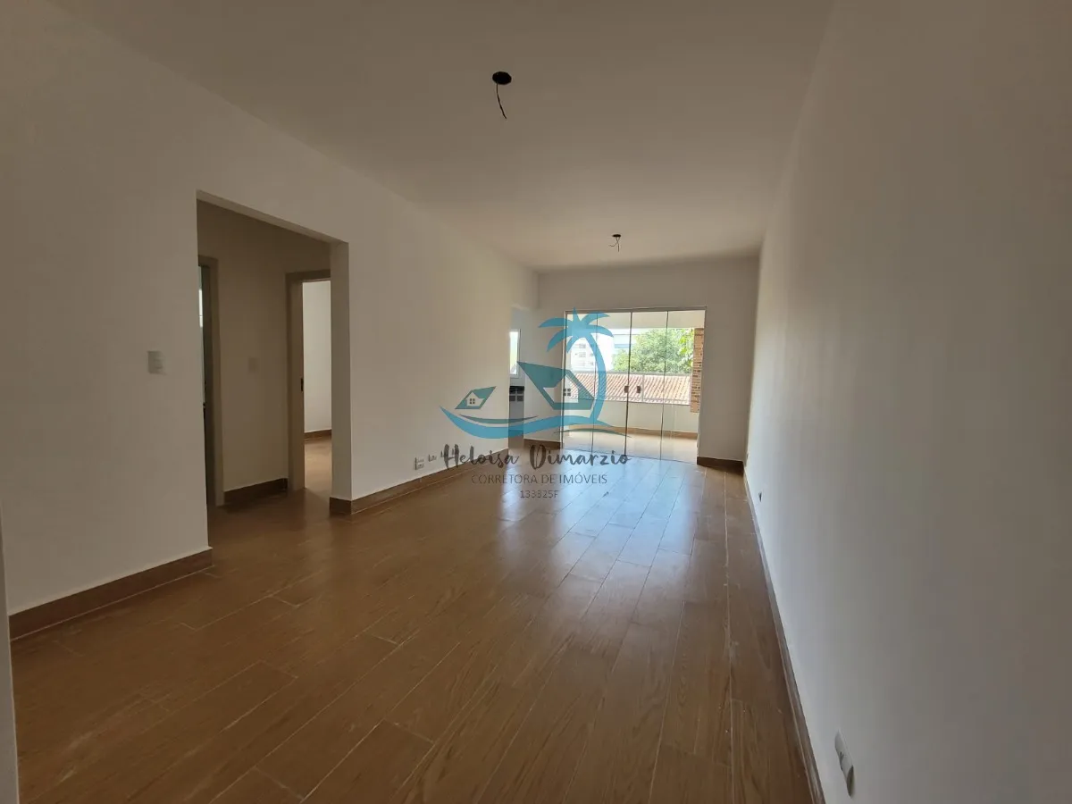Imagem Excelente apartamento novo à 250 metros da orla do Itaguá em Ubatuba