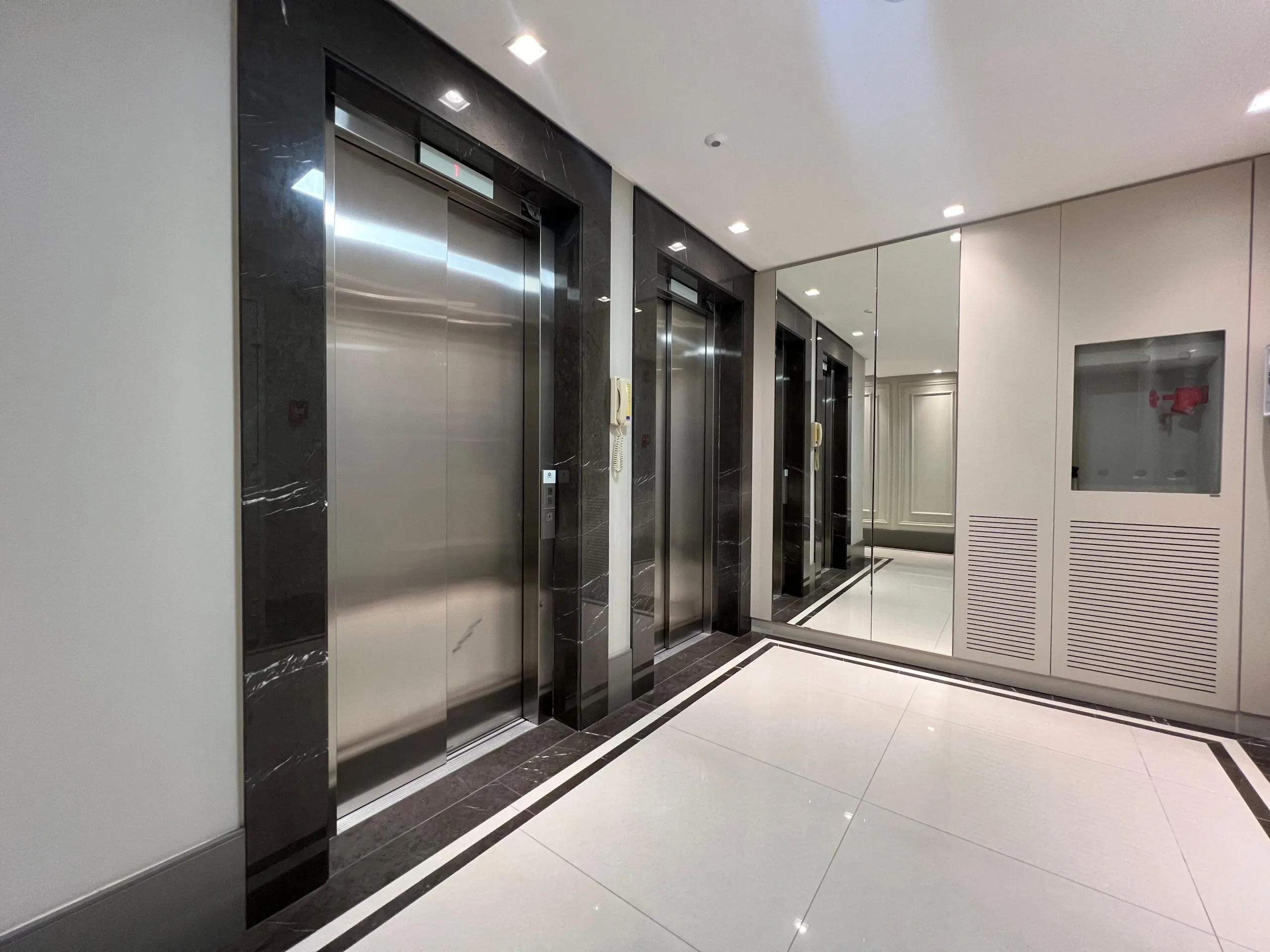 Imagem Apartamento com vista para o mar à venda com 138.38m2 por R$ 3.490.000,00
