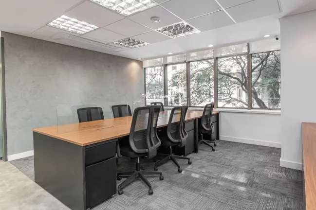 Imagem Conjunto Comercial de Alto Padrão mobiliado 330 m2 com 4 Salas e 5 Vagas de Garagem no Brooklin, São Paulo - SP!