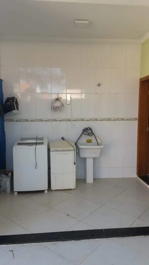 Imagem Casa à venda 3 Quartos, 2 Suites, 4 Vagas, 250M², Residencial Village Santana, Guaratinguetá - SP