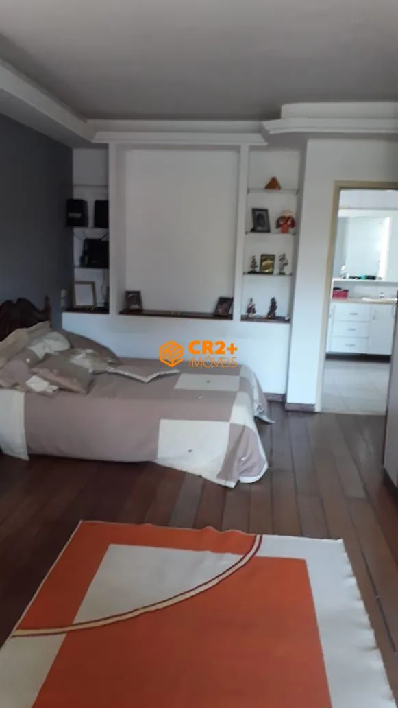 Imagem Casa com 1298m² com 5 Quartos todos Suítes em Piedade.