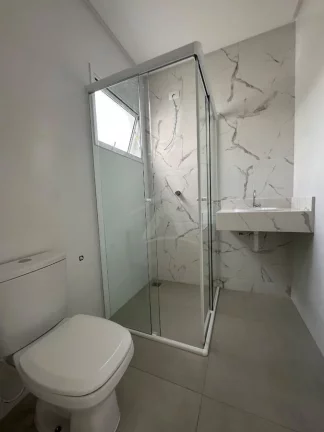 Imagem SOBRADO COM PISCINA, 3 SUÍTES, BAL. MARILUZ