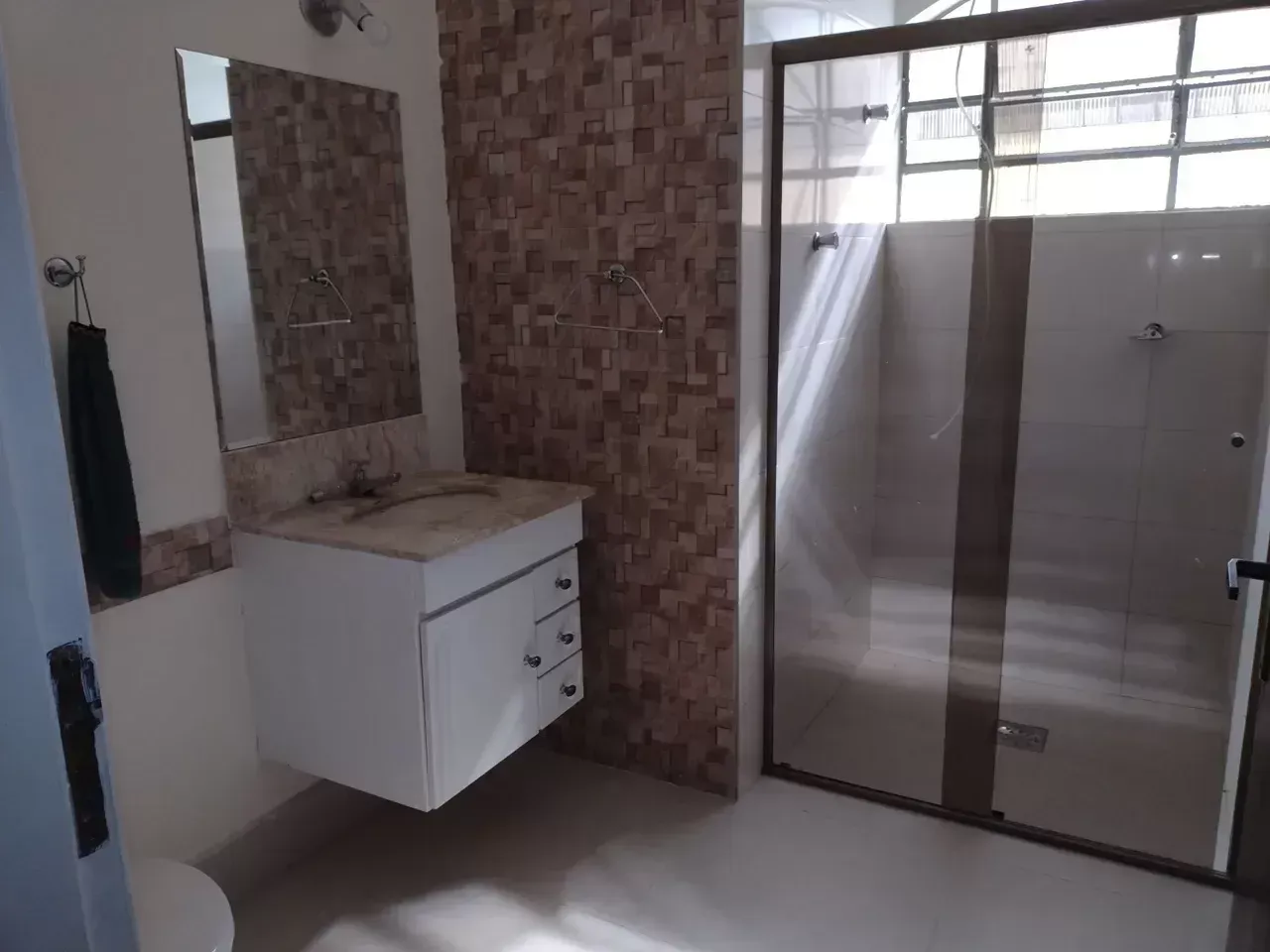 Imagem Casa à venda, Parque São Jorge, Taubaté, SP