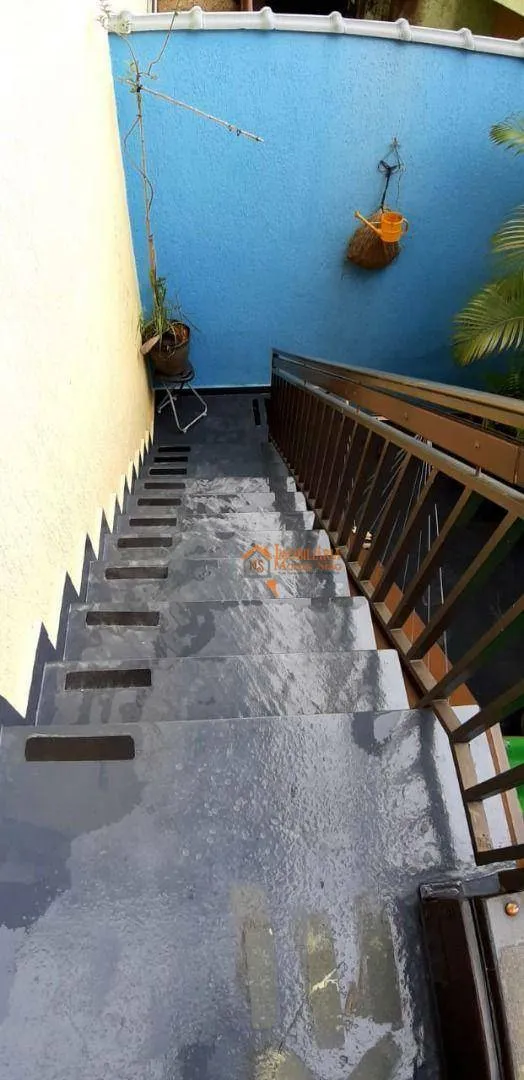 Imagem Sobrado com 3 dormitórios à venda, 195 m² por R$ 740.000,00 - Parque Continental II - Guarulhos/SP