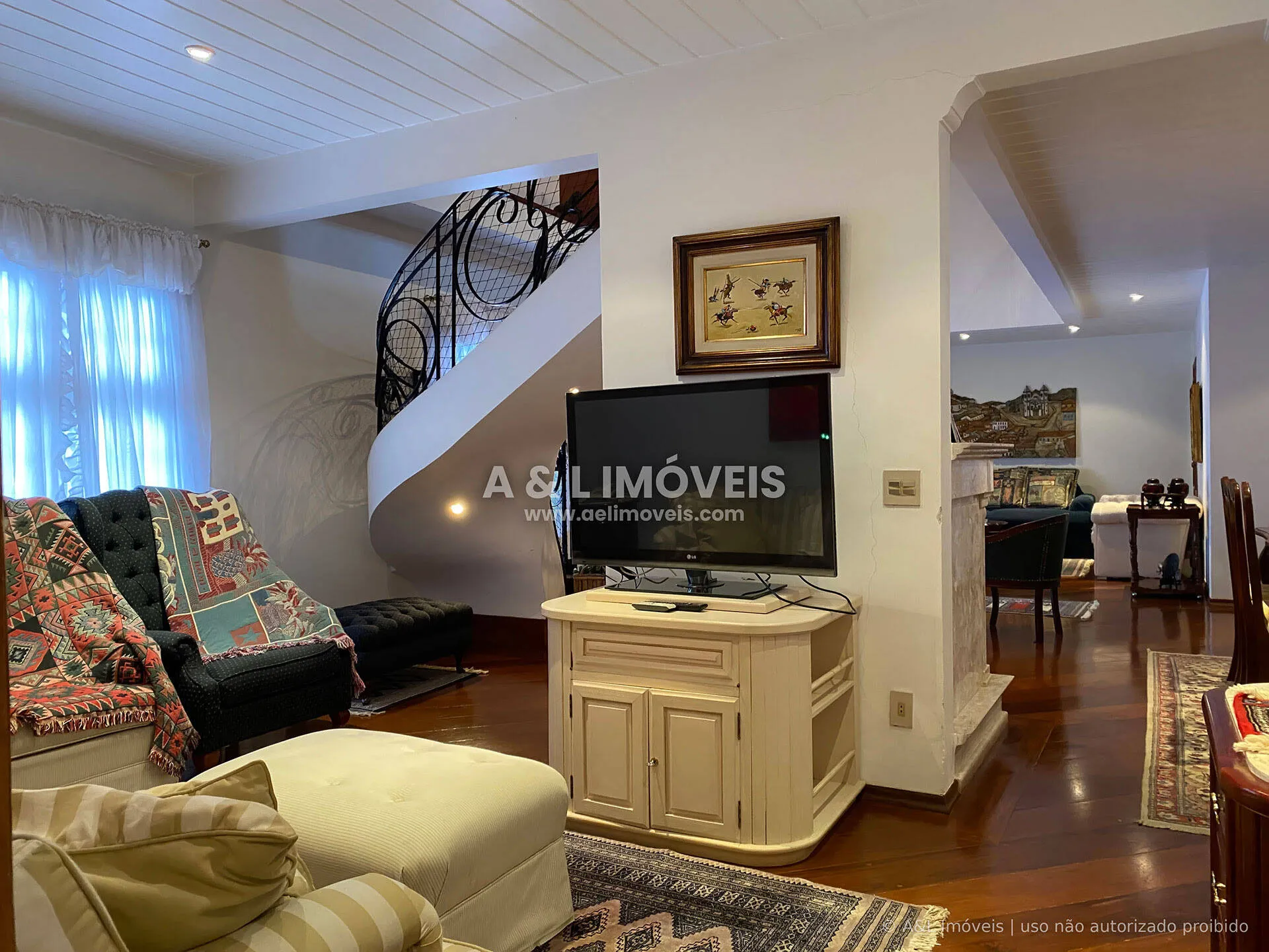 Imagem Apartamento Duplex Capivari | 326 m², 5 Suítes e SPA - Campos do Jordão