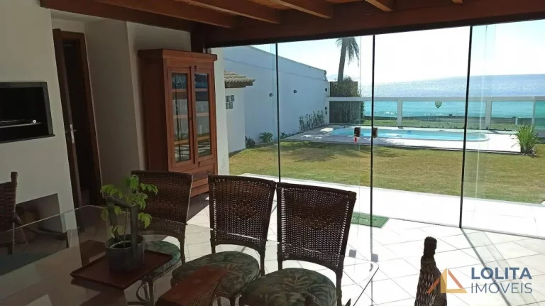 Imagem Casa à venda no Ingleses, de frente para o mar, Florianópolis/SC