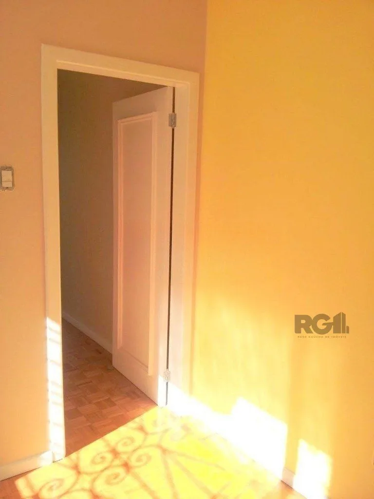 Imagem Apartamento 102m² - 3 dormitórios, 2 banheiros no bairro Rio Branco