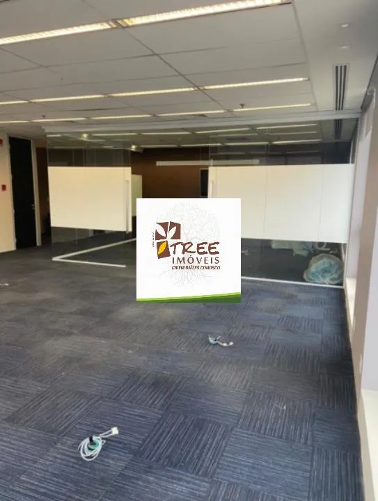 Imagem LOCAÇÃO DE SALA COMERCIAL NO CIDADE JARDIM, EM SÃO PAULO/SP, OPORTUNIDADE de 110m² com 02 salas amplas, copa, toalete e 04 vagas. CONSULTE-NOS.