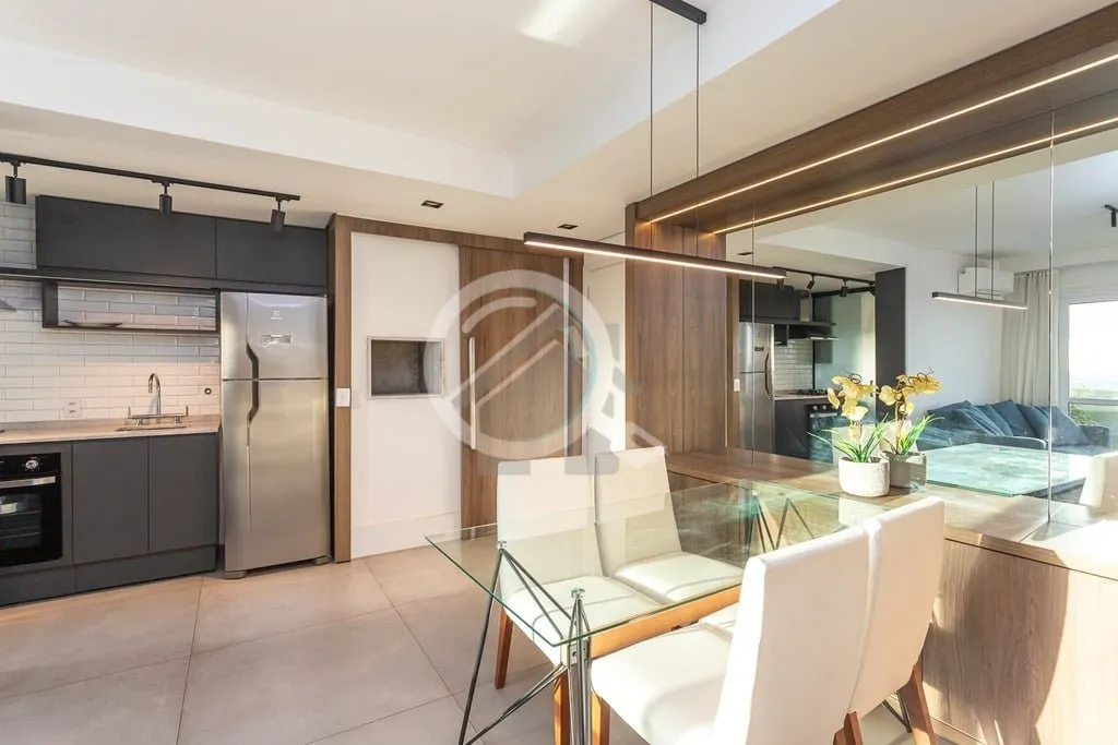 Imagem Apartamento de 2 dormitórios de 71 m² mobiliado e decorado em alto padrão. Suíte, banheiro socia...