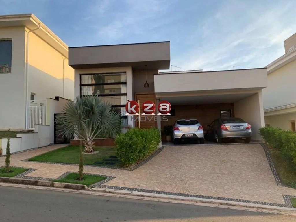 Foto do imóvel Casa para venda no Condomínio Portal do Jequitibá em Valinhos-SP: 3 quartos, 3 suítes, 1 sala, 4 banheiros, 2 vagas de garagem, 180 m².
