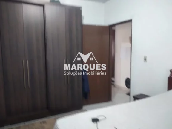 Imagem Duas Casas no Mesmo Terreno! Ideal para Morar e Investir