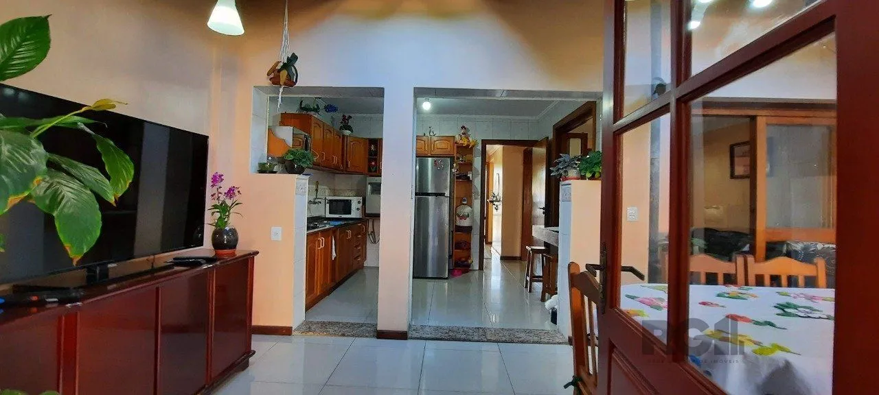 Imagem Casa Condominio para Venda - 129.58m², 3 dormitórios, sendo 1 suites, 3 vagas - Cavalhada