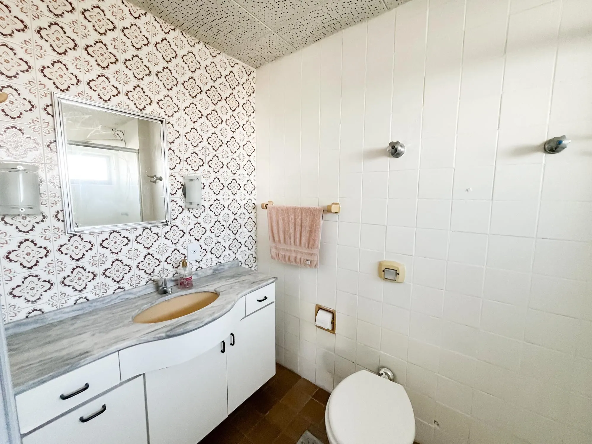 Imagem Apartamento de 3 quartos, suíte, dependência de emprega e 1 vaga de garagem
