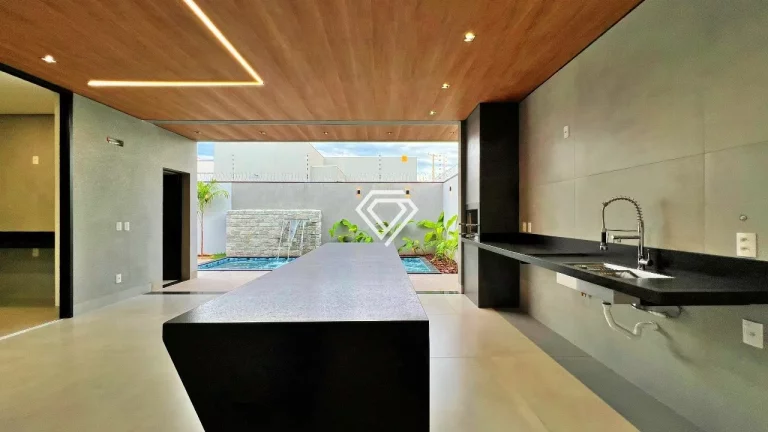 Imagem Casa 3 Suítes + Escritório, 204 m² c/ lazer na 505 Sul