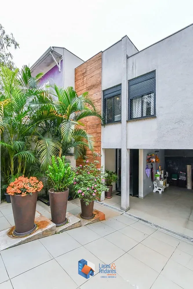 Imagem Casa para venda em Aclimação com 3 quartos, sendo 3 suítes, 400m²