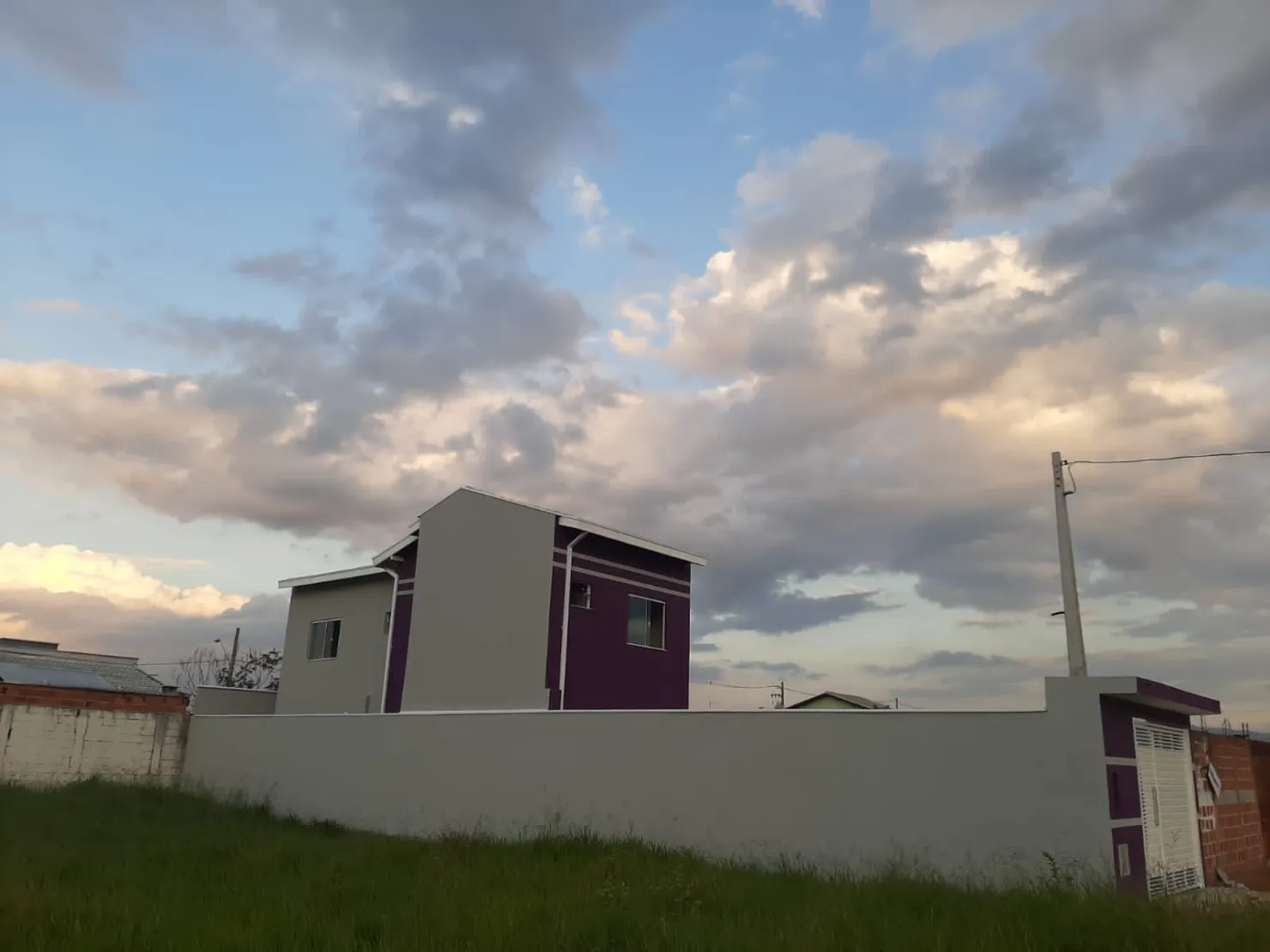 Imagem Casa à venda 2 Quartos, 1 Suite, 2 Vagas, 125M², Residencial e Comercial Portal dos Eucaliptos, Pindamonhangaba - SP
