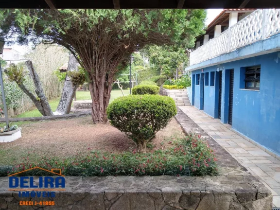 Imagem Linda chácara a venda, bem localizada em terra preta!