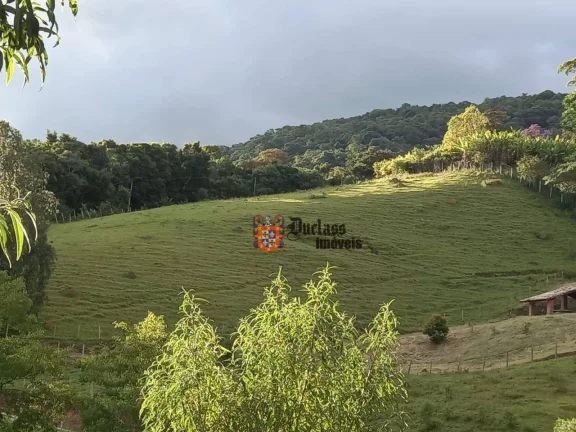 Imagem Sítio com 3 dormitórios à venda, 41000 m² por R$ 1.380.000,00 - Joanópolis - Joanópolis/SP