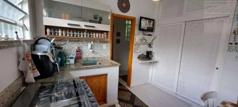 Imagem Casa para Venda em Teresópolis, Nossa Senhora de Fátima, 3 dormitórios, 2 banheiros, 4 vagas